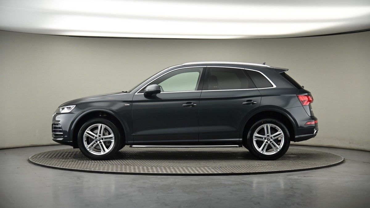 Audi Q5 Image 19