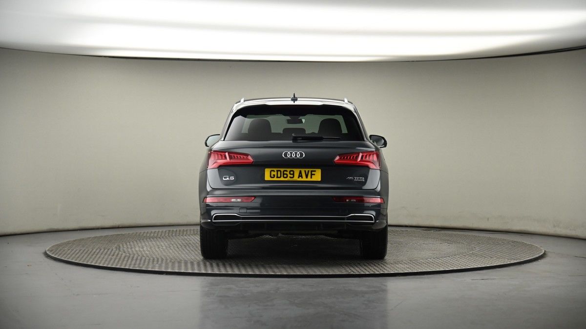 Audi Q5 Image 17