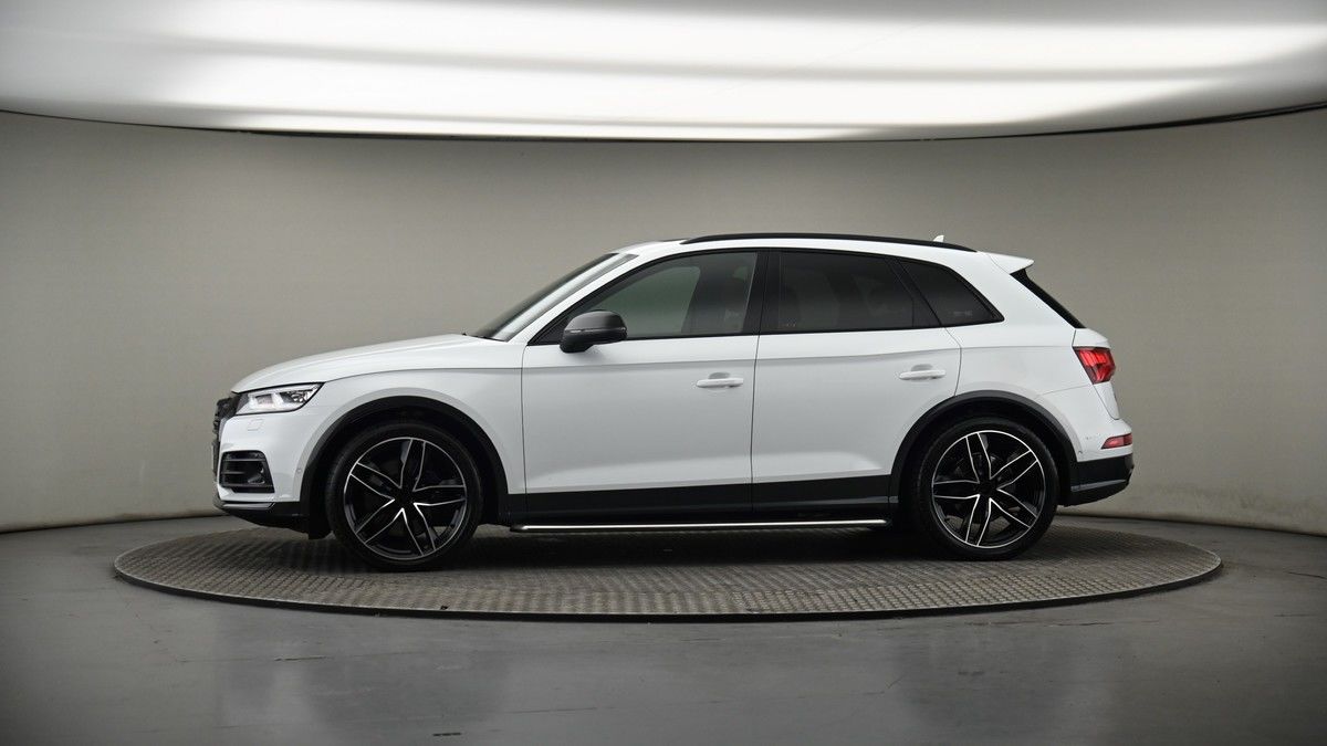 More views of Audi SQ5