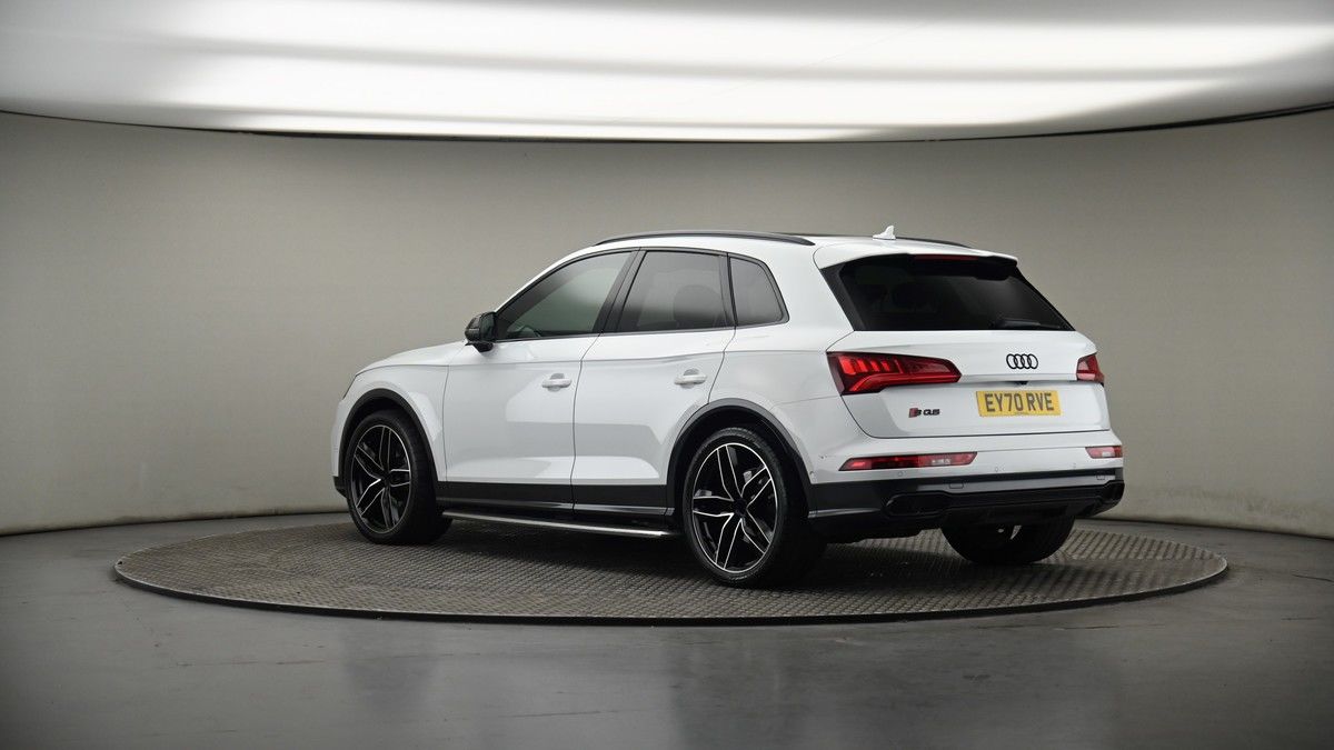 More views of Audi SQ5