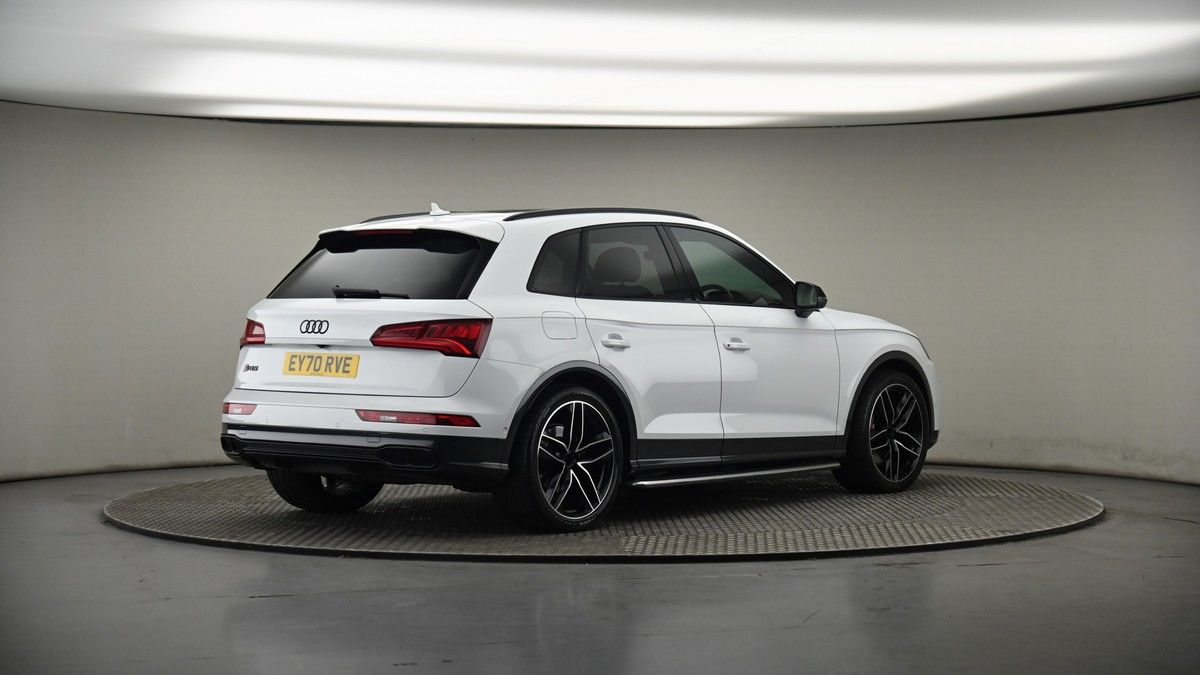 More views of Audi SQ5