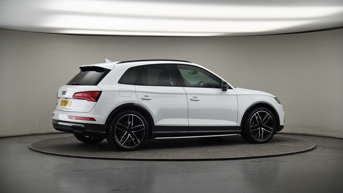 More views of Audi SQ5