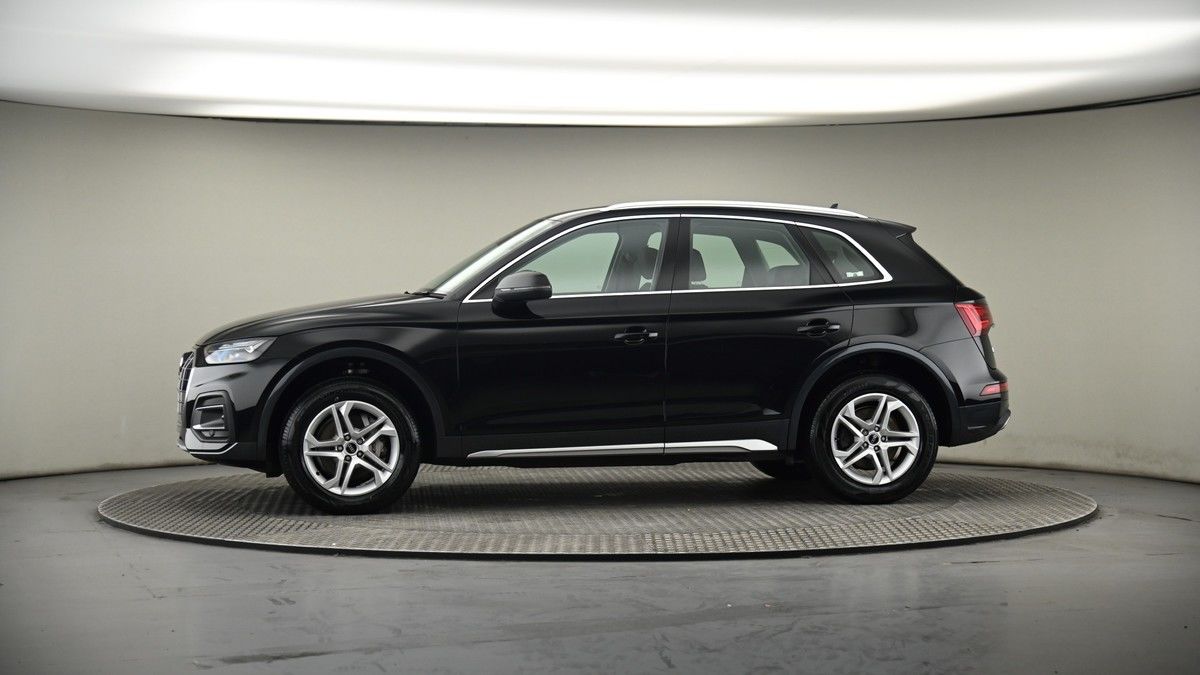 More views of Audi Q5