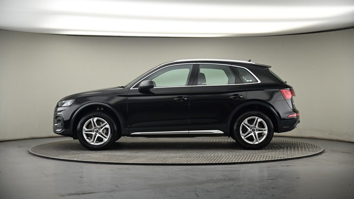 More views of Audi Q5