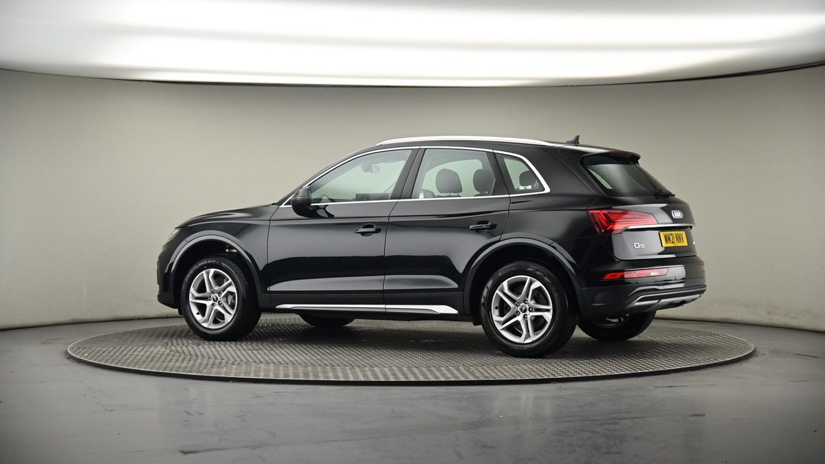 More views of Audi Q5