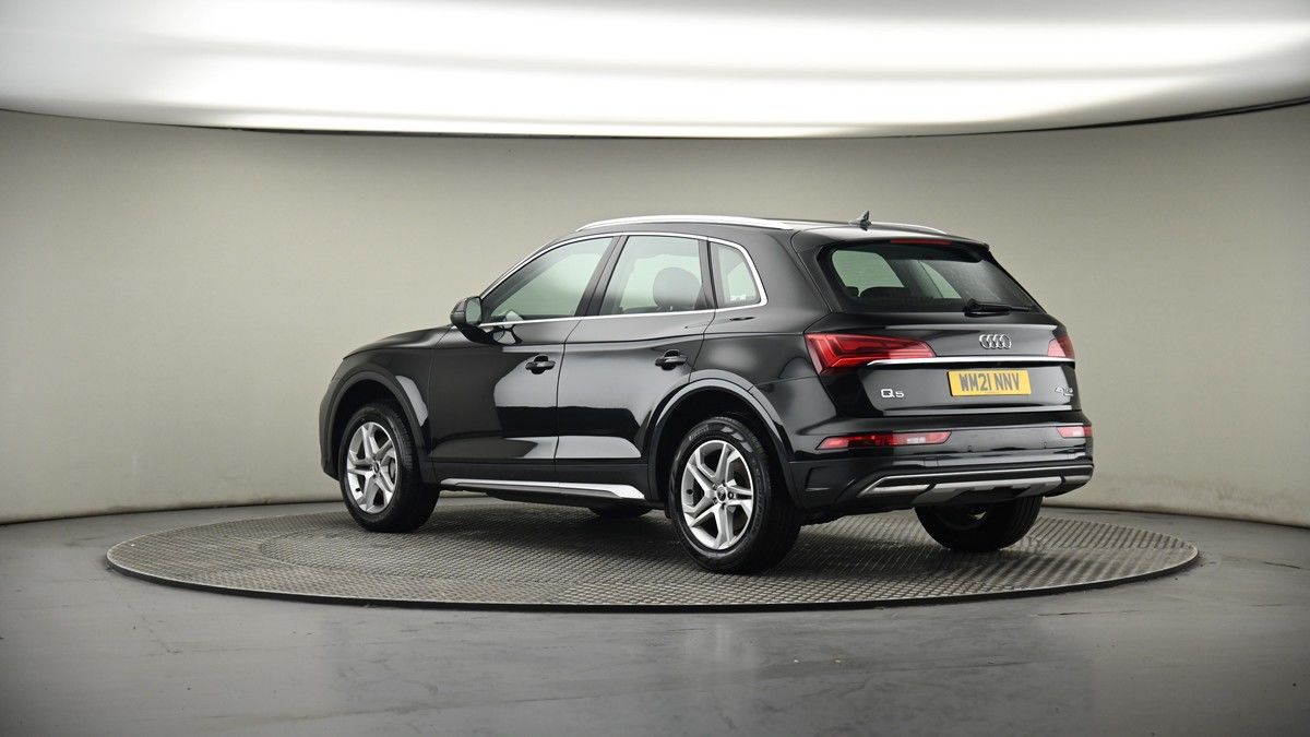 More views of Audi Q5