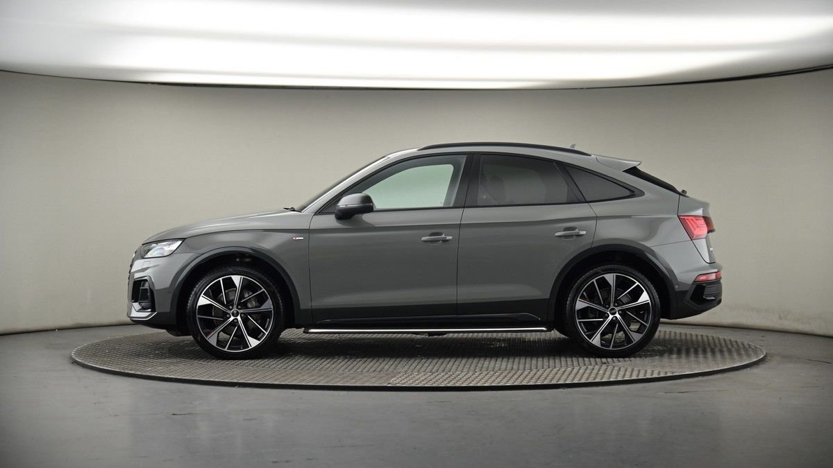 More views of Audi Q5