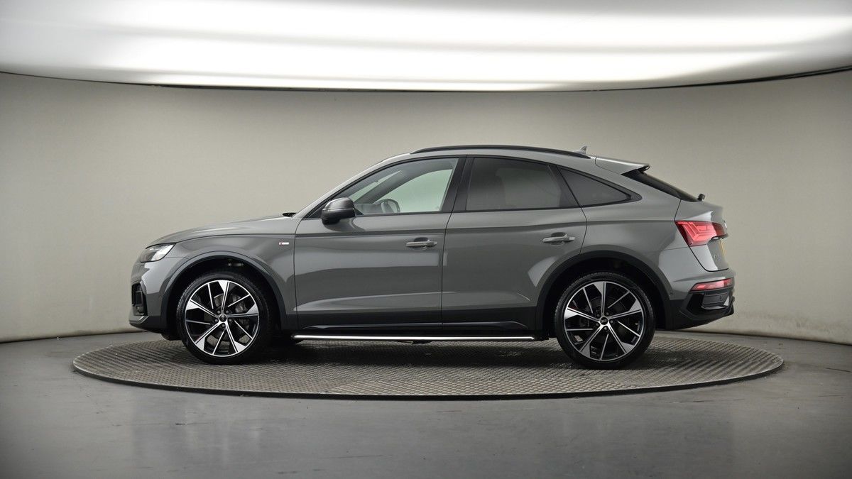 More views of Audi Q5