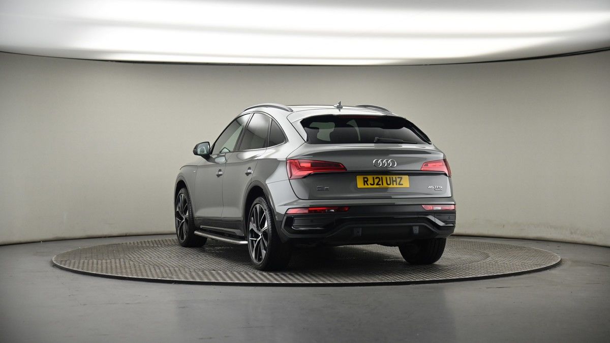 More views of Audi Q5