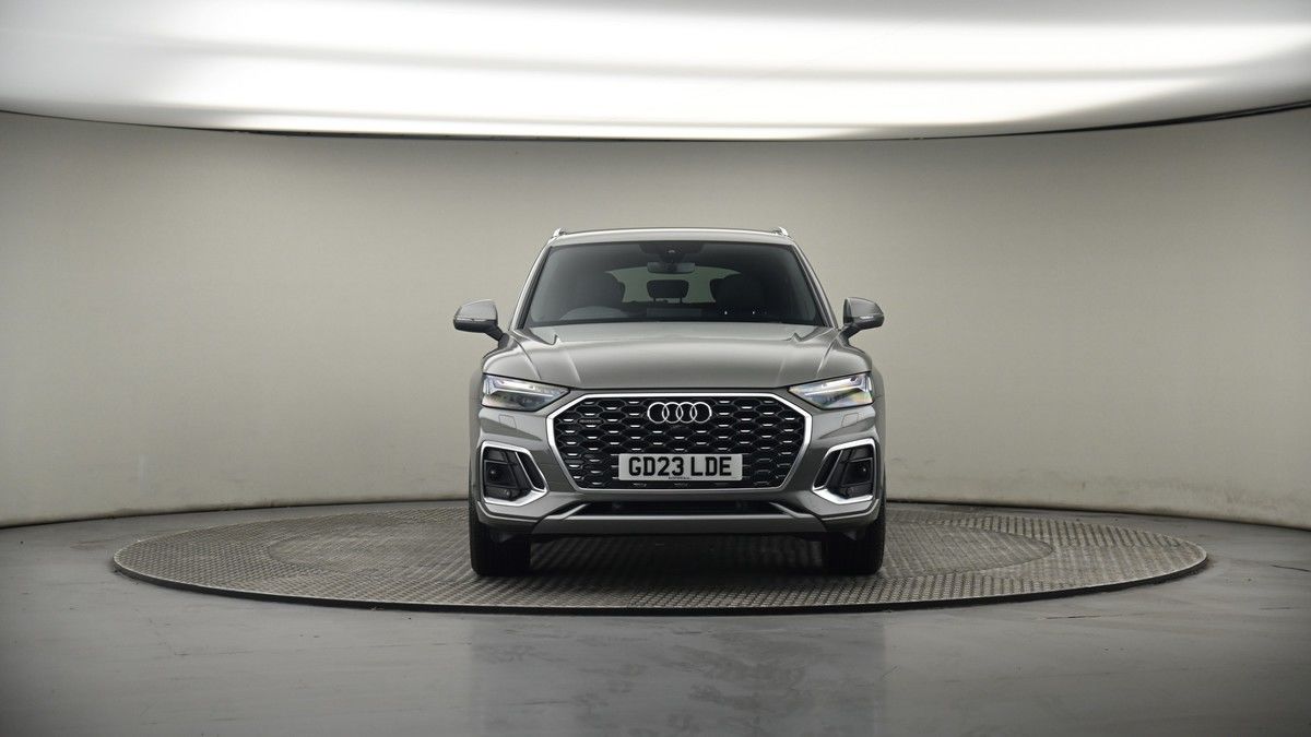 Audi Q5 Image 18