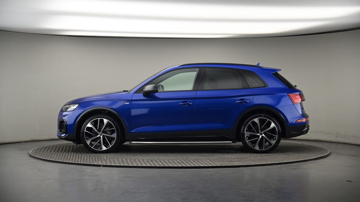 More views of Audi Q5