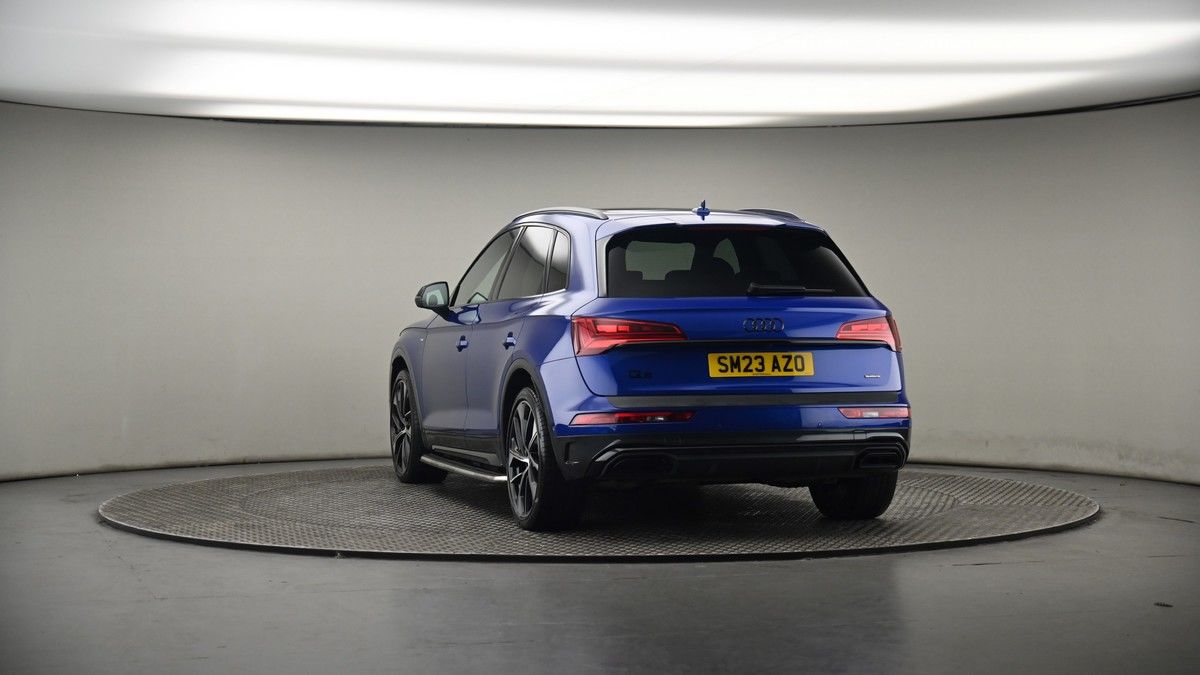 More views of Audi Q5