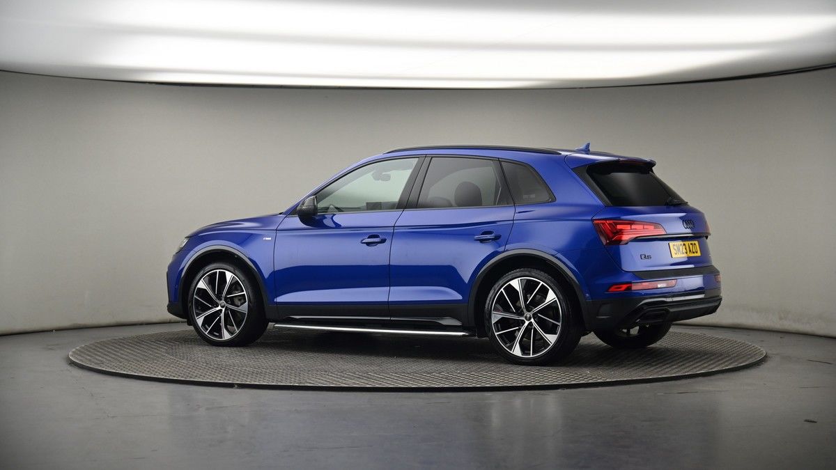 More views of Audi Q5