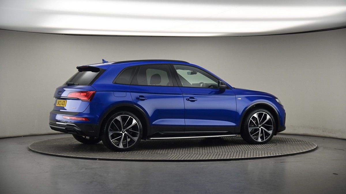 More views of Audi Q5