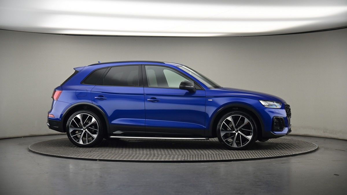 More views of Audi Q5