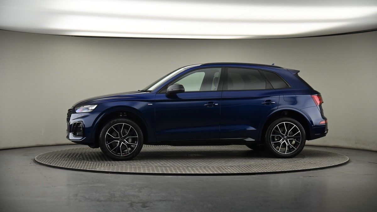 More views of Audi Q5