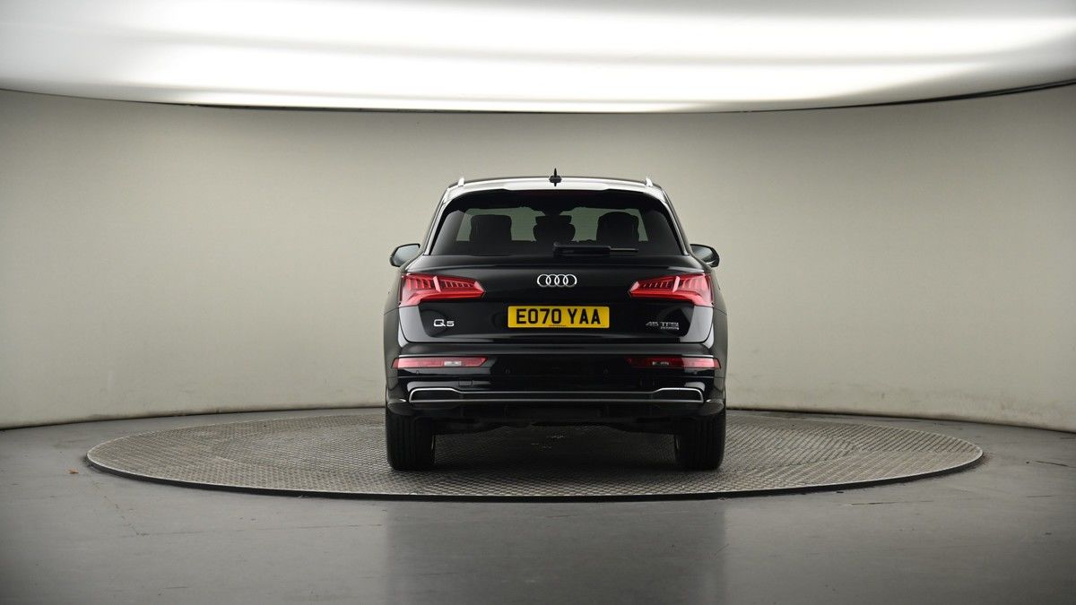 Audi Q5 Image 17