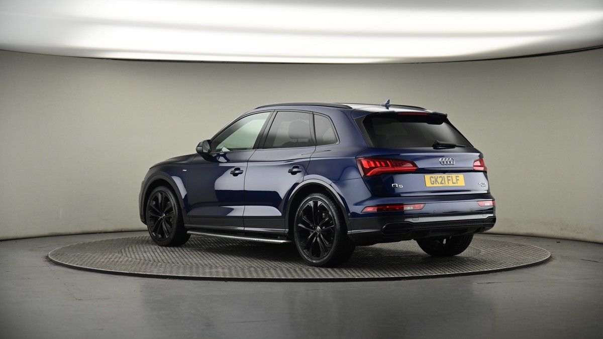 More views of Audi Q5