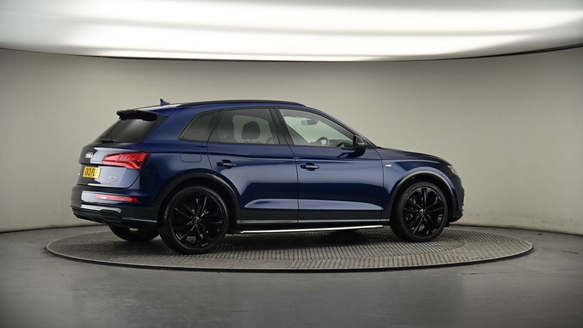 More views of Audi Q5