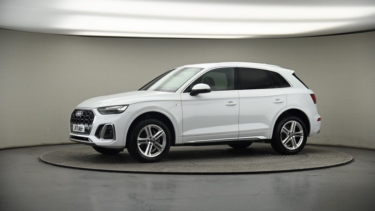 More views of Audi Q5