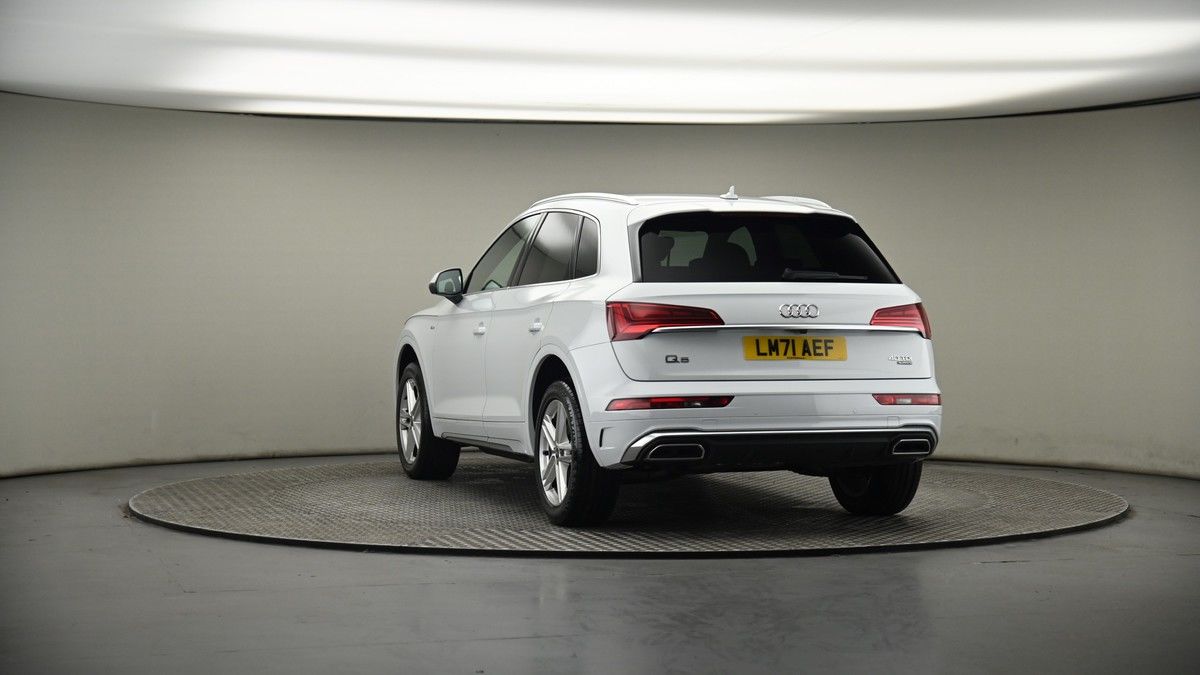 More views of Audi Q5