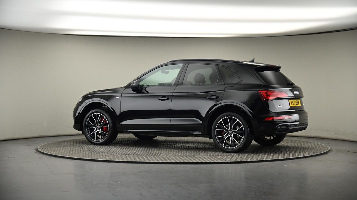 More views of Audi Q5