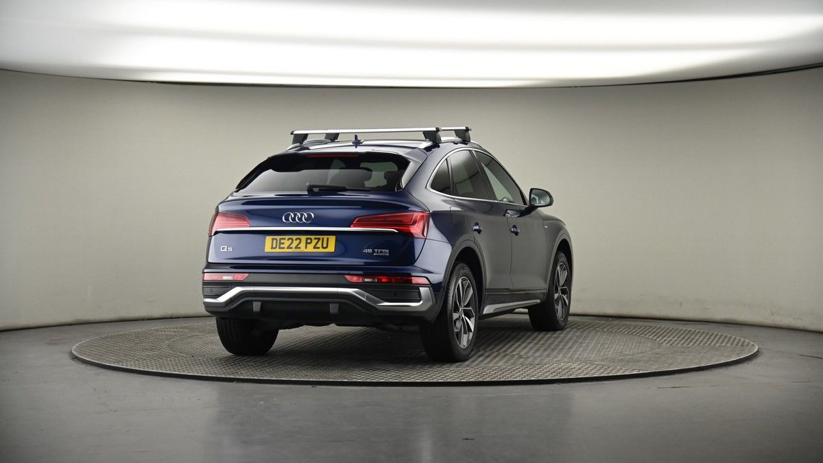 More views of Audi Q5