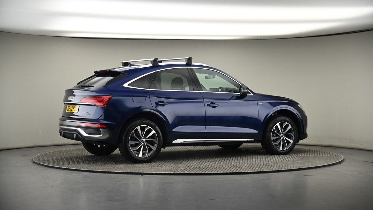 More views of Audi Q5