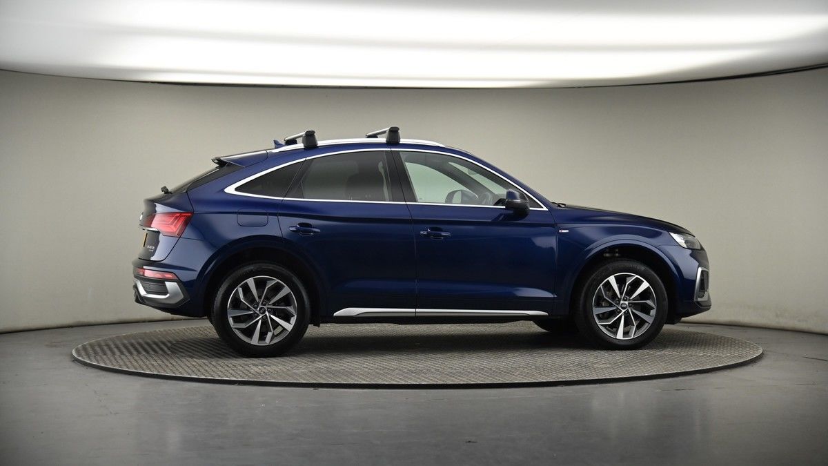 More views of Audi Q5