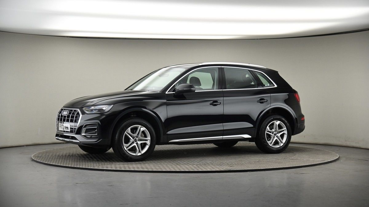 More views of Audi Q5