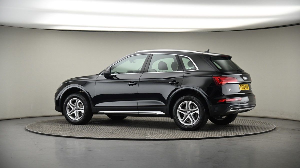 More views of Audi Q5