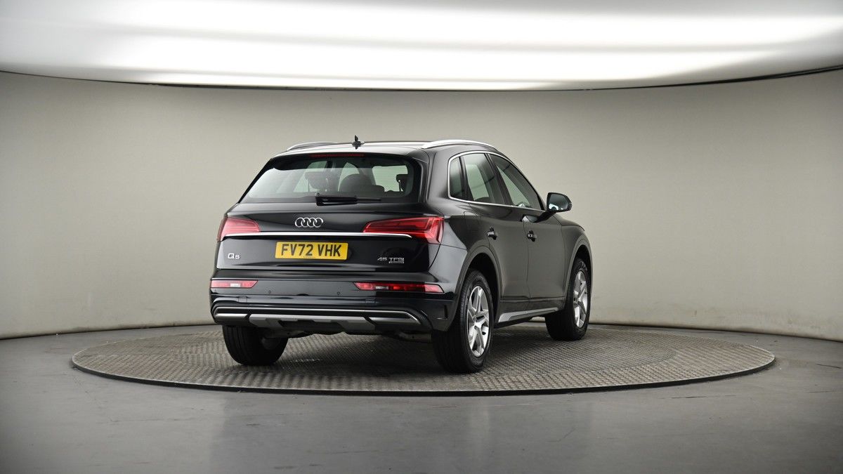 More views of Audi Q5