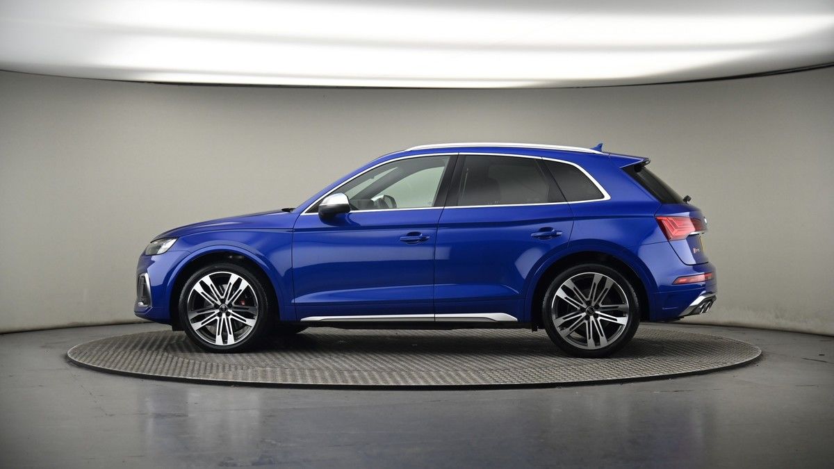 More views of Audi SQ5