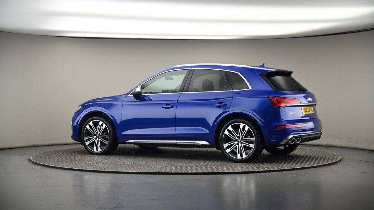 More views of Audi SQ5