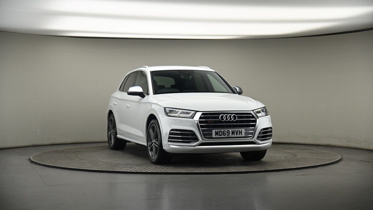 More views of Audi SQ5