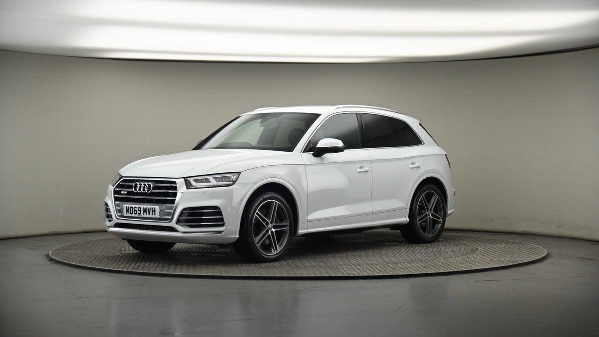 More views of Audi SQ5