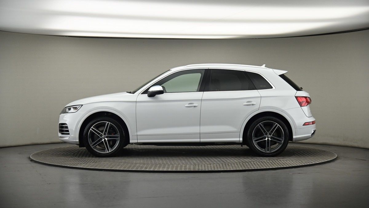 Audi SQ5 Image 19