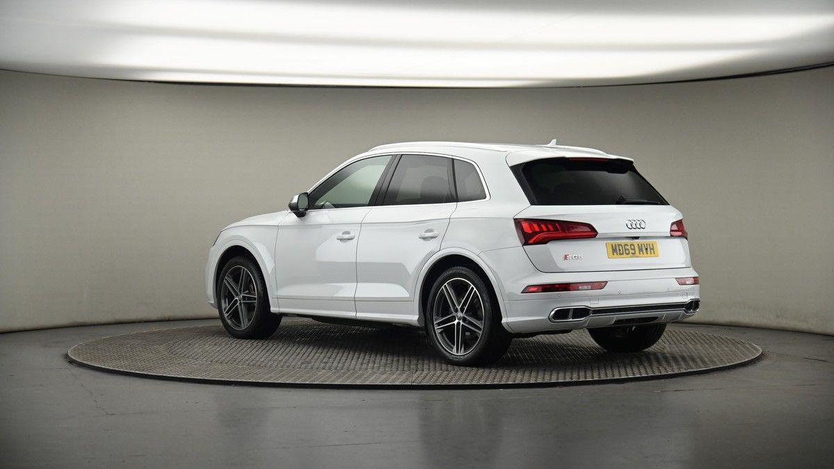 More views of Audi SQ5