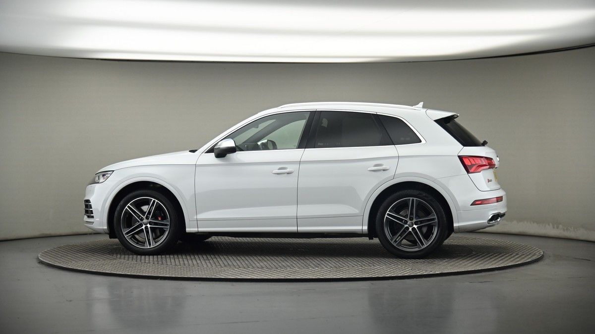 More views of Audi SQ5