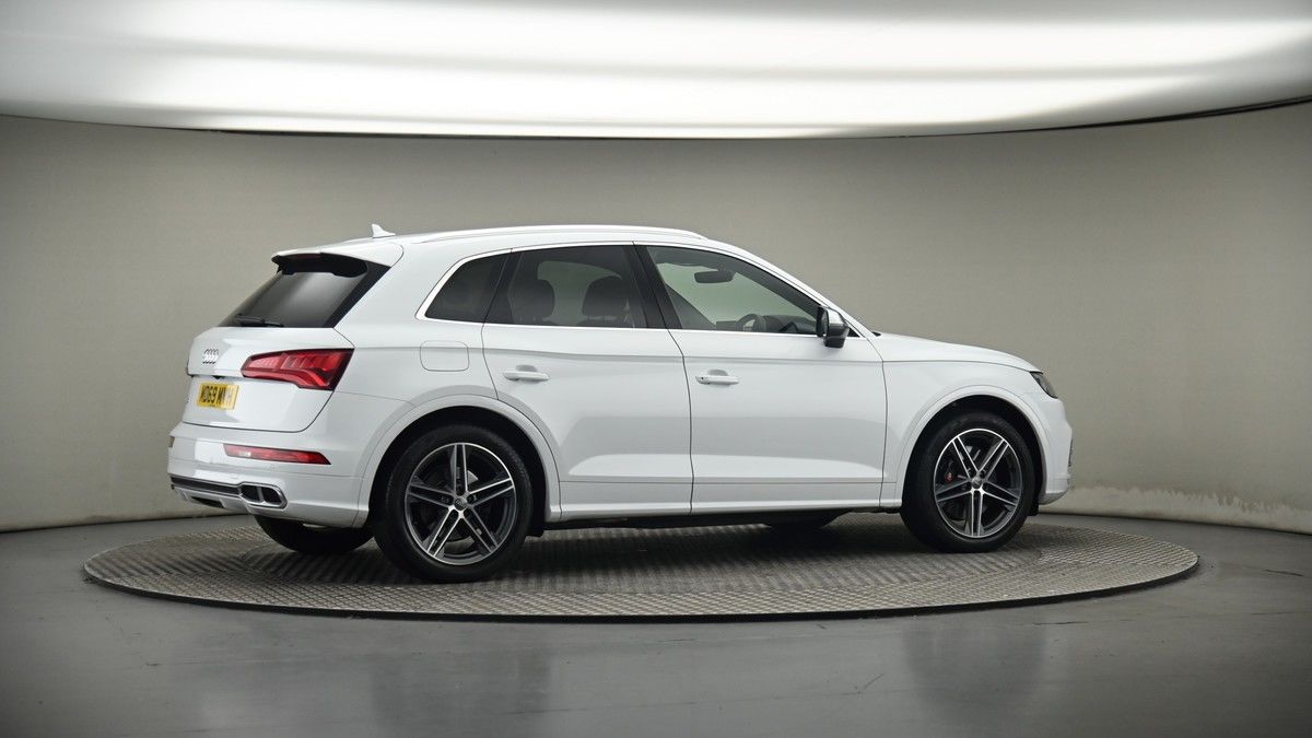 More views of Audi SQ5