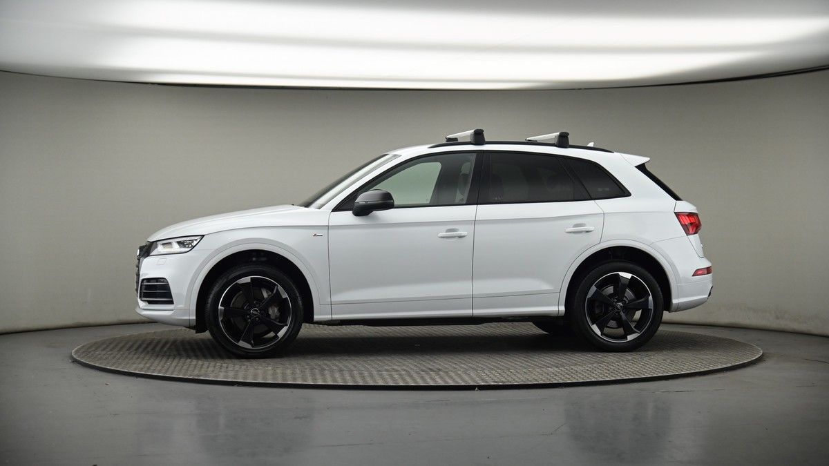 More views of Audi Q5