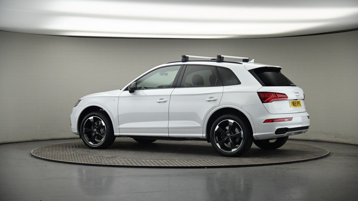 More views of Audi Q5