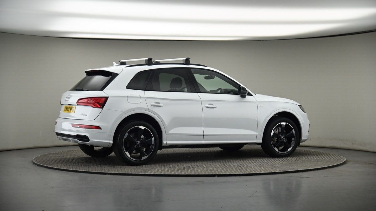 More views of Audi Q5