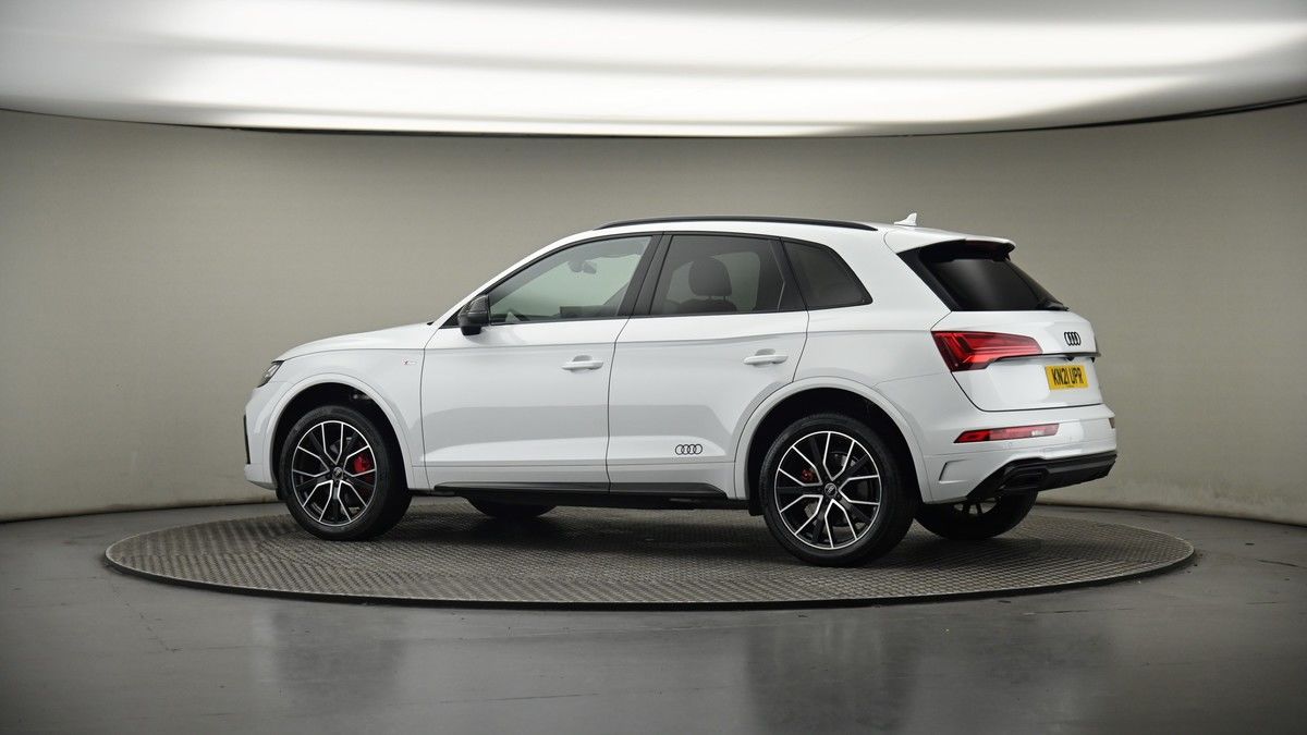 More views of Audi Q5