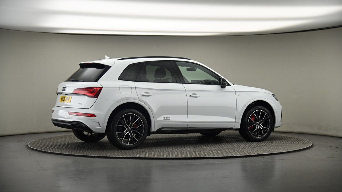 More views of Audi Q5