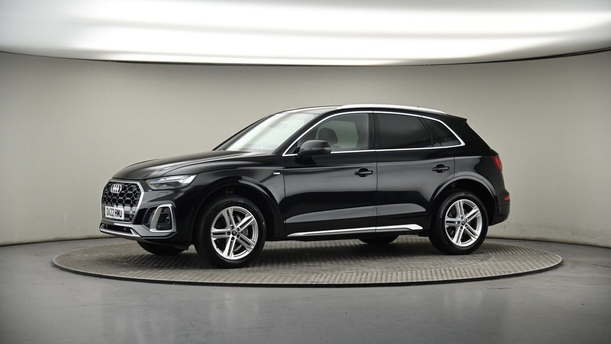 More views of Audi Q5