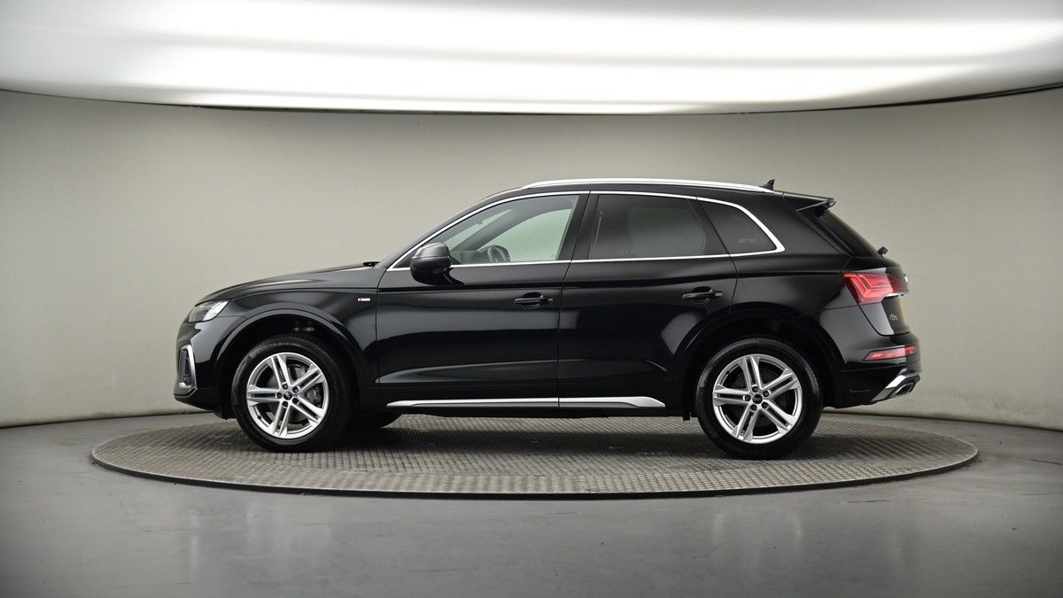 More views of Audi Q5