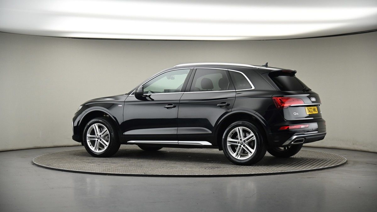 More views of Audi Q5