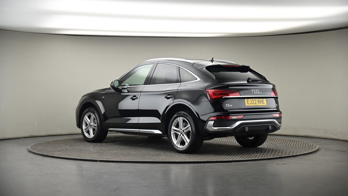 More views of Audi Q5