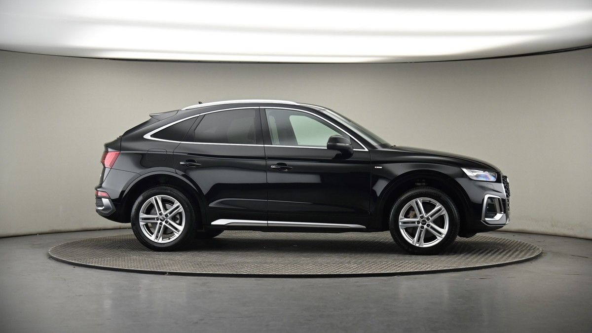 More views of Audi Q5